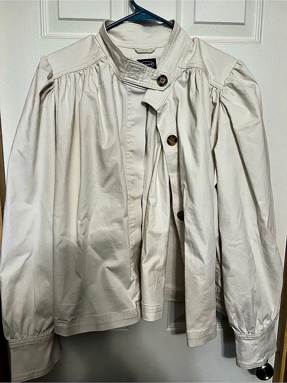 Scoop Cropped Ruched Jacket in White Size XXL (20)